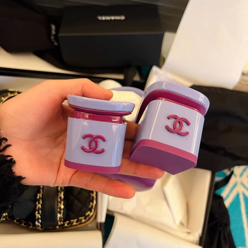 Chanel sandal - Picture 2 of 4